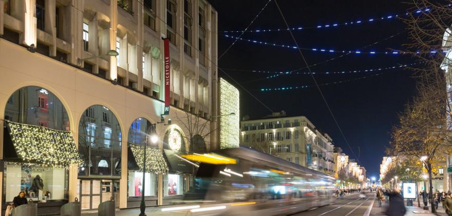 Your hotel for a weekend shopping in Nice